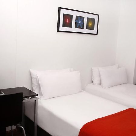 Cordoba 860 Suites Буенос-Айрес Номер фото